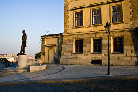 Statue